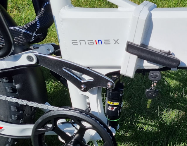 Vering schokdempers achter op Engwe Engine-X